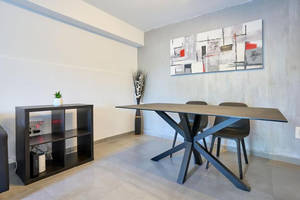 Urban Front - Walking Distance From Paceville And St George Bay Beach Is-Swieqi Екстер'єр фото
